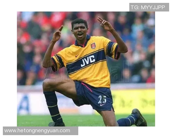 11号球衣足球明星前锋的传奇故事与辉煌成就解析 11号球衣足球明星前锋的传奇故事与辉煌成就解析