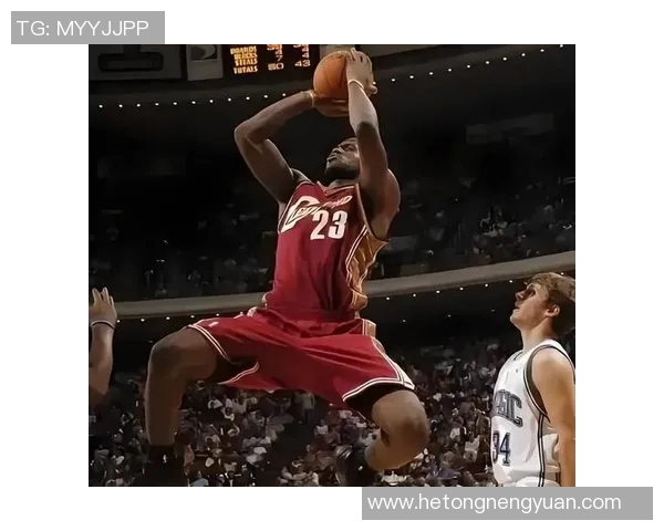 中国足球明星展现肌肉魅力与竞技实力的完美结合